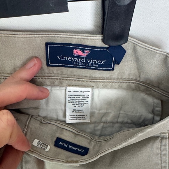 Vineyard Vines Khakis - Men's 32 x 30 - Picture 3 of 6